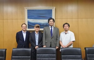 拜訪日本姊妹校國立徳島大學総合科学部長栗栖教授・久保田教授洽談接納開南大學學生海外移地教學一星期事宜圖片