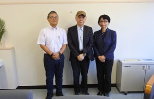拜訪日本姊妹校國立高知大學人文社会科学部長中川学部長・学長特別補佐吉尾教授洽談碩士雙聯學制事宜。圖片